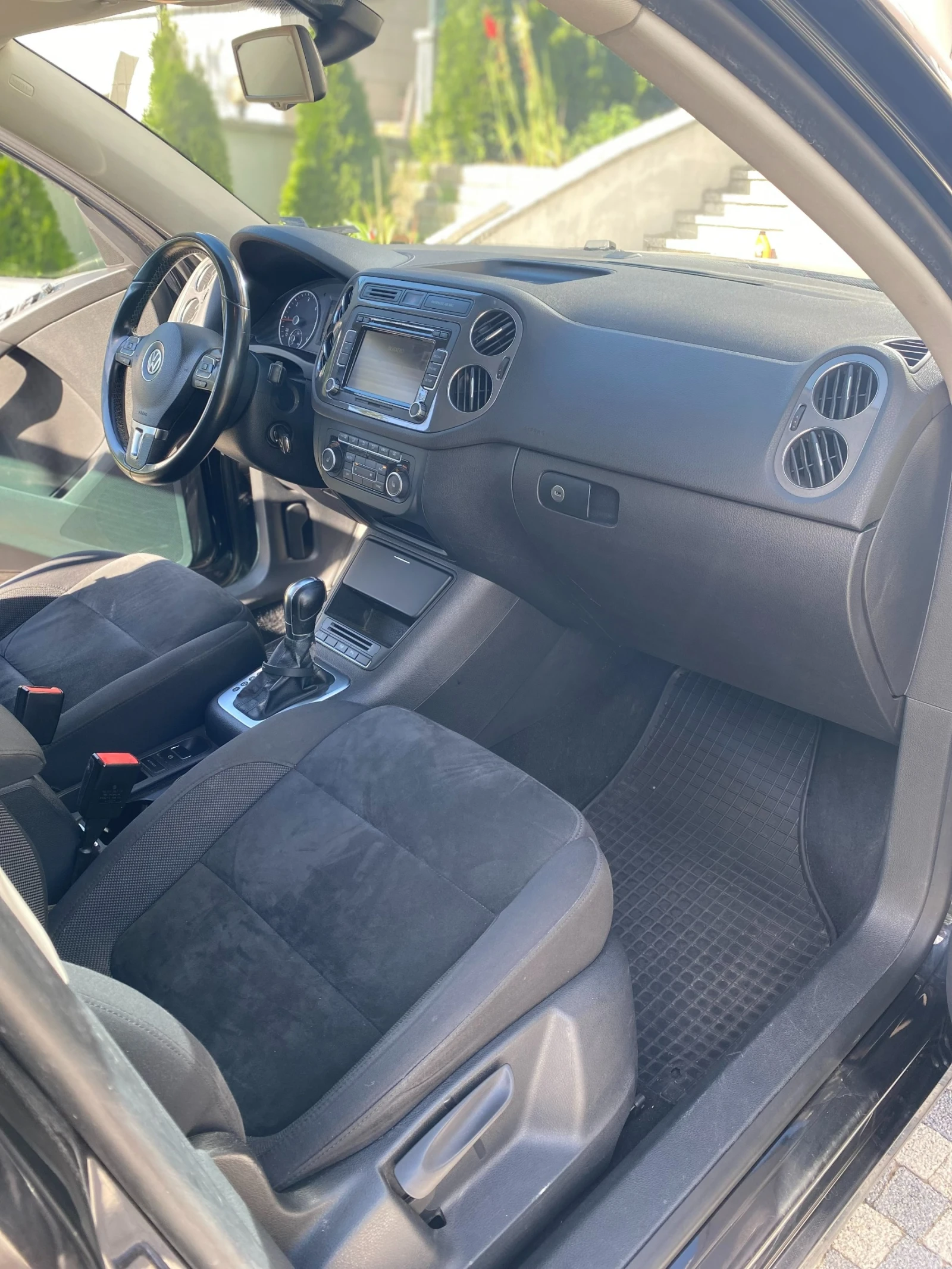 VW Tiguan, снимка 5 - Автомобили и джипове - 56158726