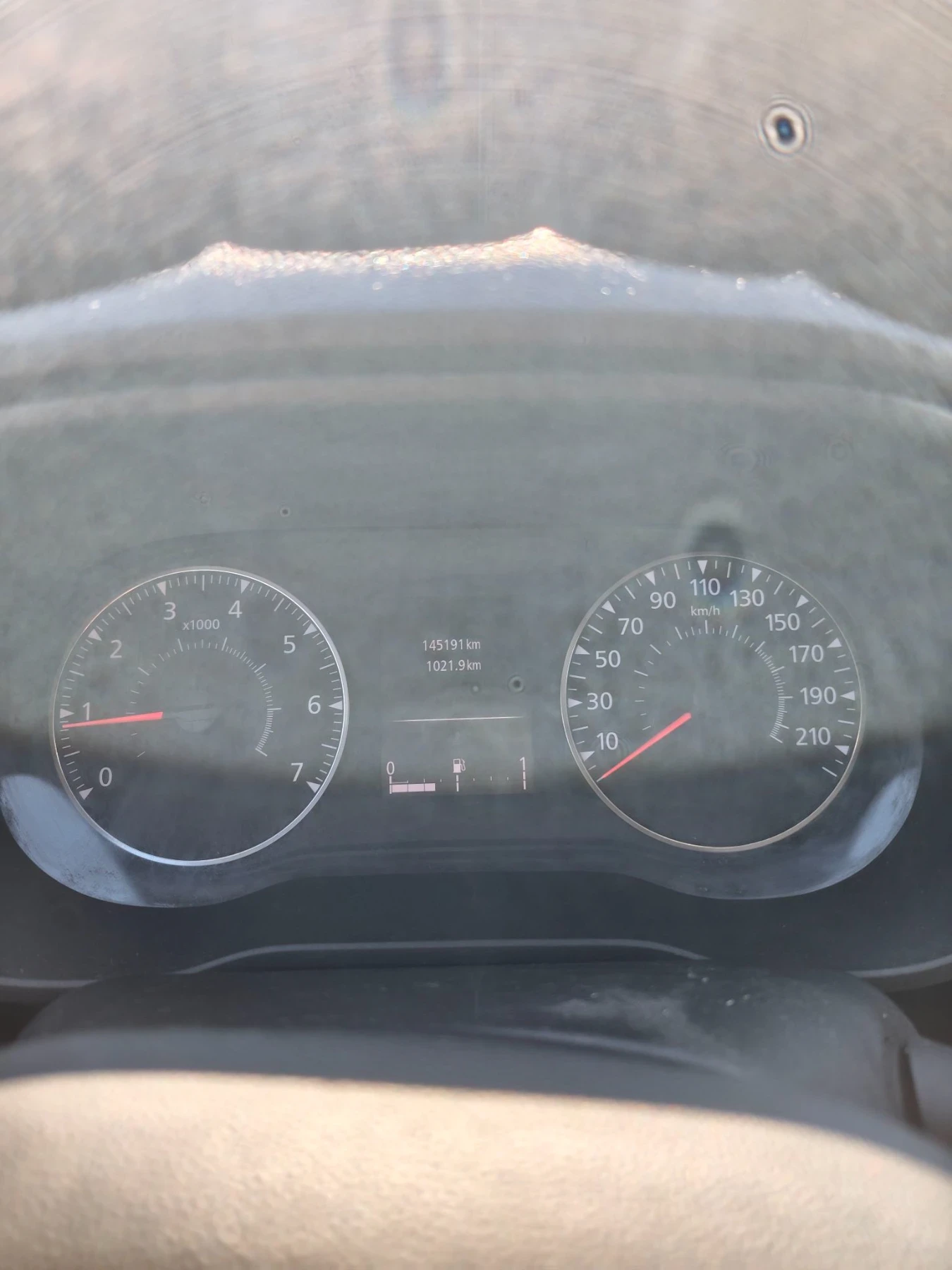Dacia Duster 1.5cdti, снимка 6 - Автомобили и джипове - 56311057