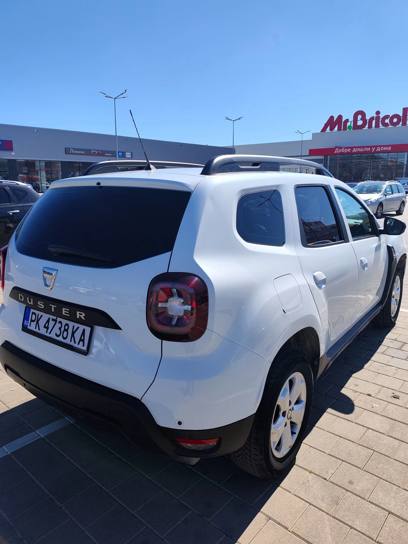 Dacia Duster 1.5cdti, снимка 5 - Автомобили и джипове - 56311057