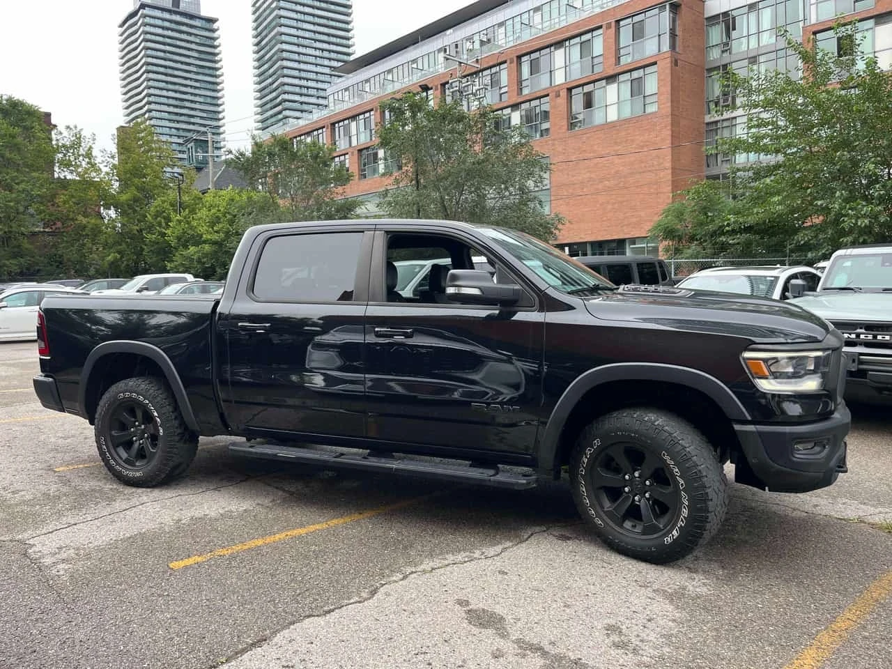 Dodge RAM 1500 * Rebel * CARFAX * �������� ��������� * ���������  | Mobile.bg � ����������� 3