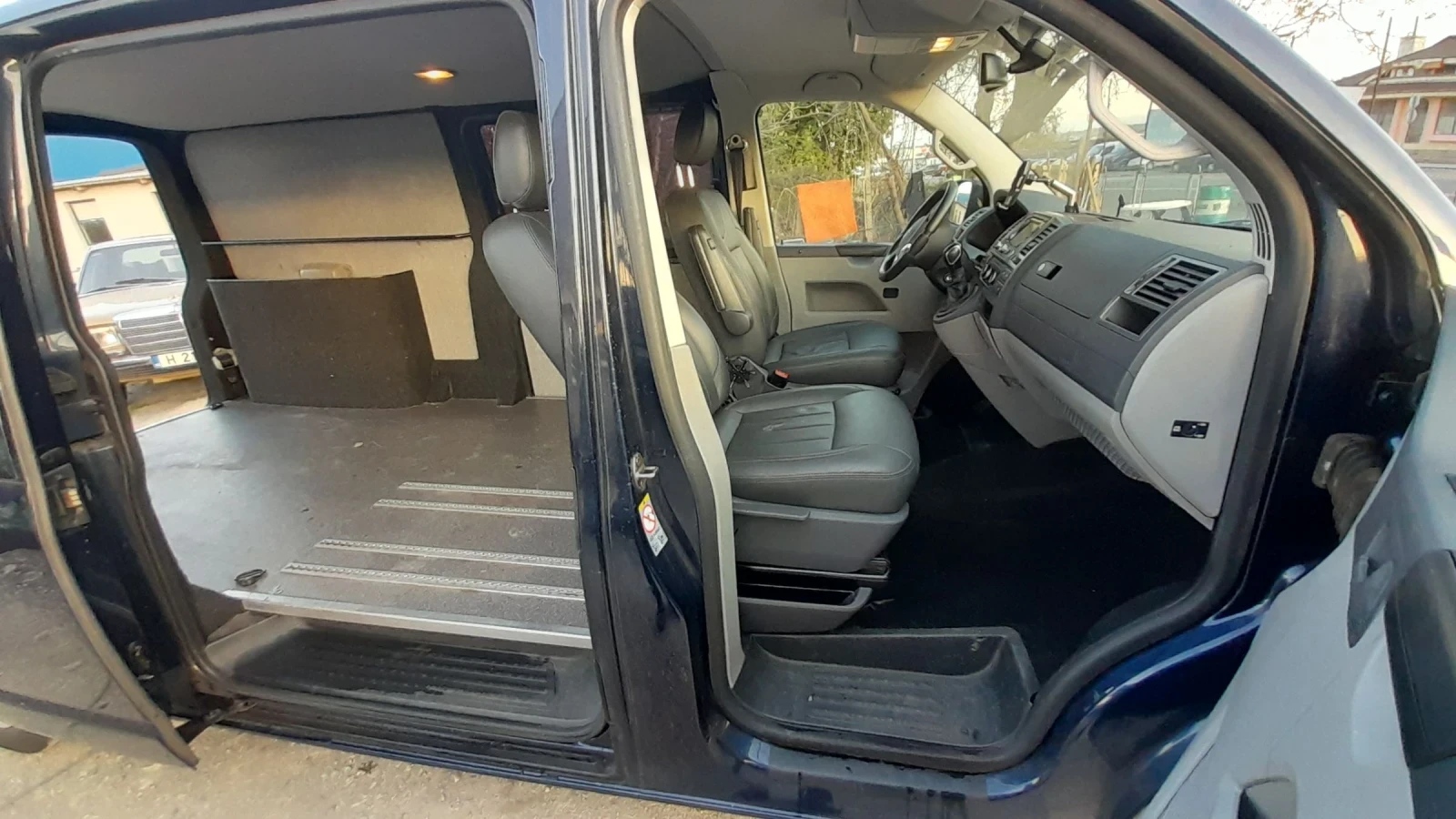 VW Transporter 2.0TDI Automatic Klima  - изображение 6