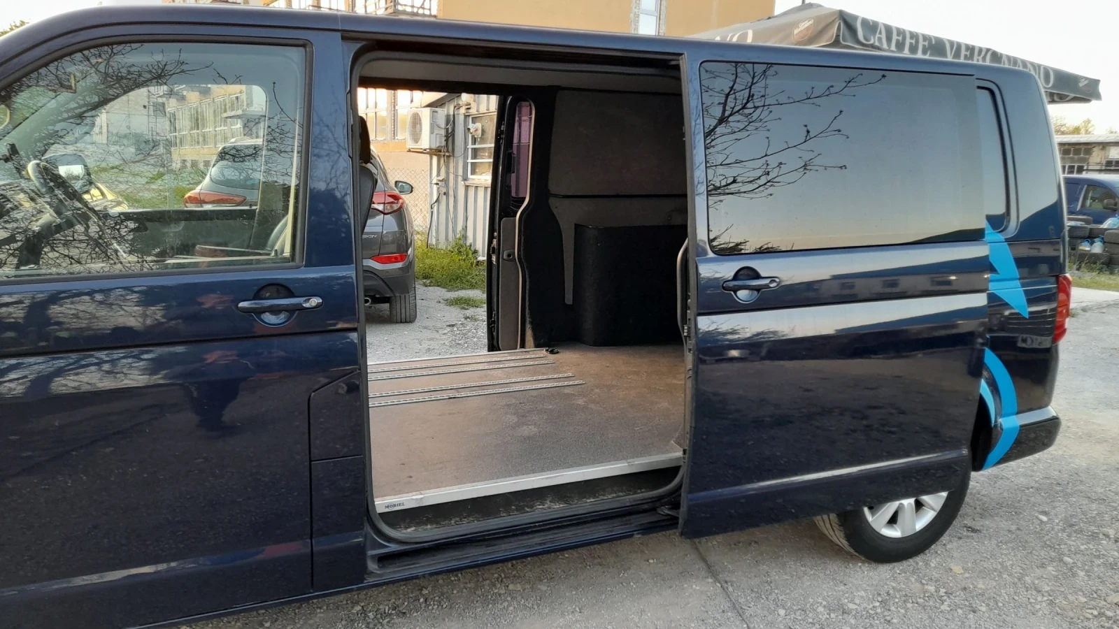 VW Transporter 2.0TDI Automatic Klima  - изображение 9