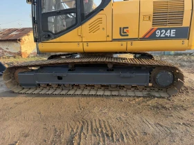 Багер JCB CLG 924E, снимка 15