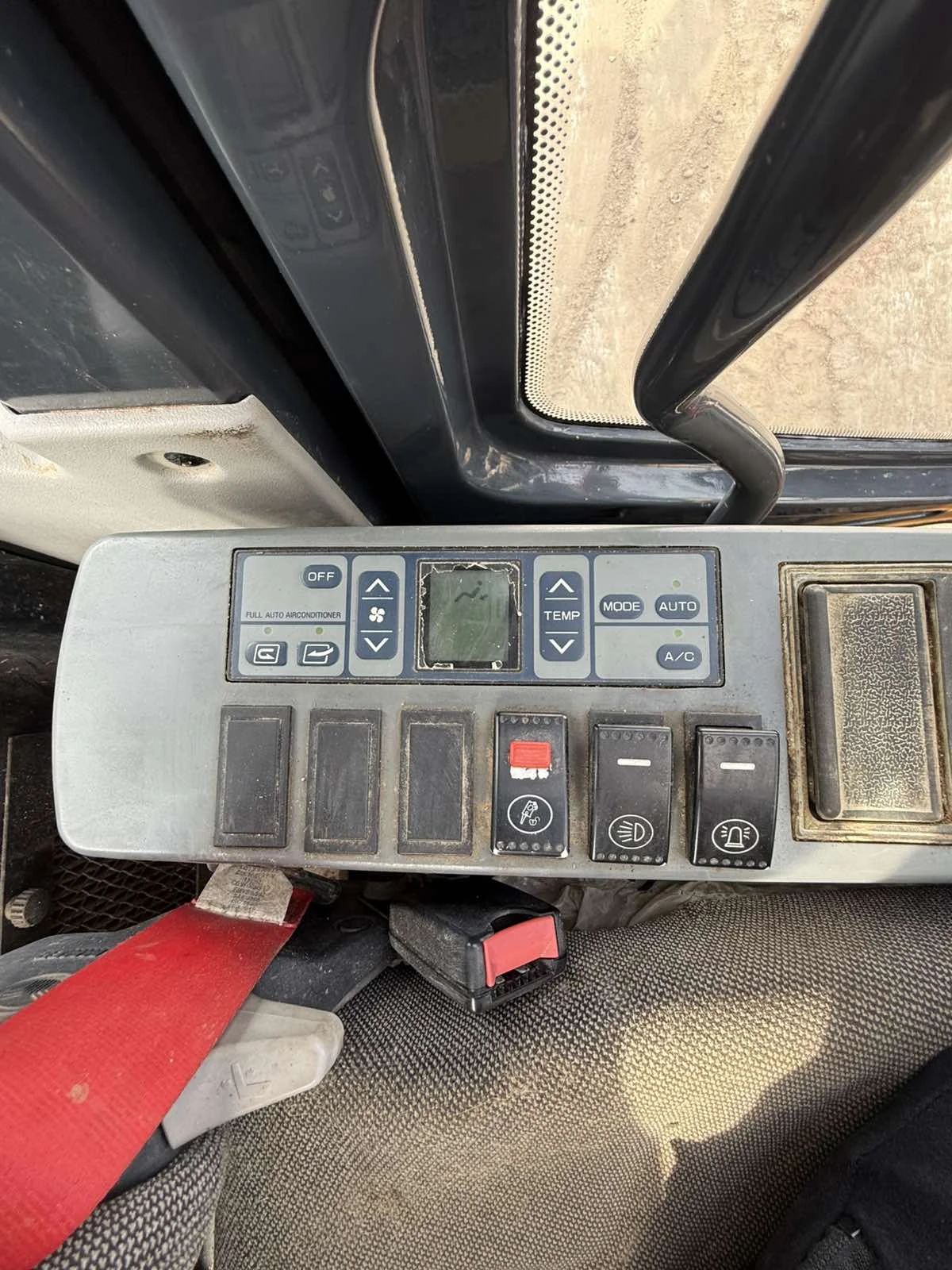 Багер JCB CLG 924E, снимка 5 - Индустриална техника - 53759307