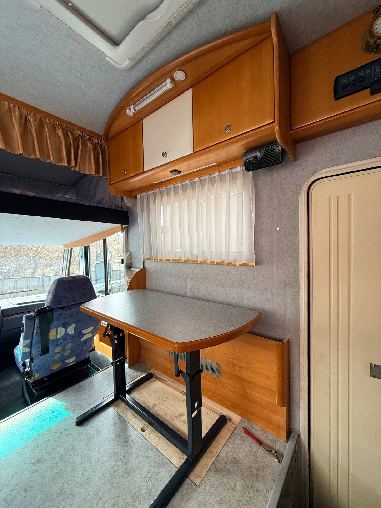 Кемпер Concorde Charisma 800 - изображение 8