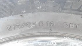 Гуми Зимни 215/65R16, снимка 5