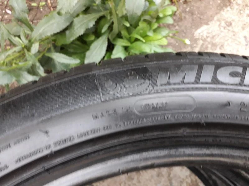 Гуми Летни 275/40R19, снимка 14 - Гуми и джанти - 22164836