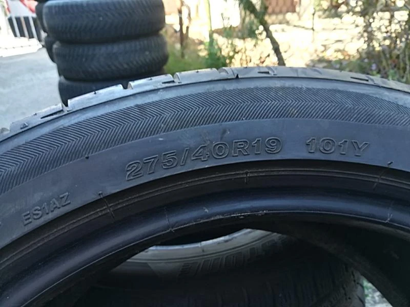 Гуми Летни 275/40R19, снимка 6 - Гуми и джанти - 22851703