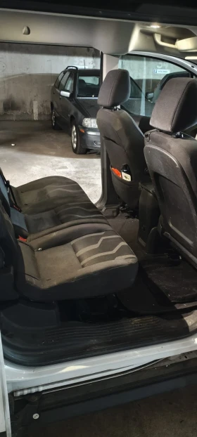 Ford Tourneo Connect 1.6 TDCi Trend - 85kW, снимка 4
