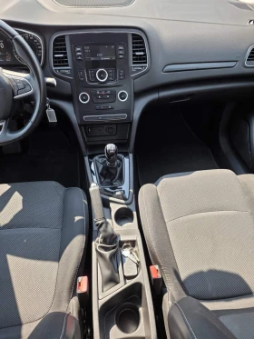 Renault Megane 1.3TCe/Sedan/140k.c., снимка 16