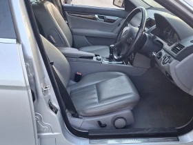 Mercedes-Benz C 320, снимка 7