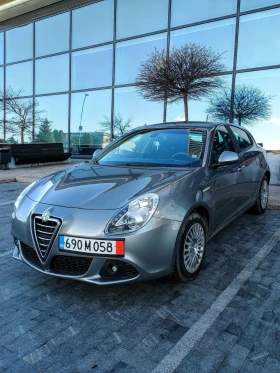 Alfa Romeo Giulietta ПЕРФЕКТНА! 1.6Mjet 105кс Сервизни документи!, снимка 1