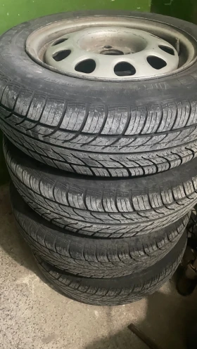 VW Golf 1.8 - 999 € / 1953.87 лв. - 81362408 9