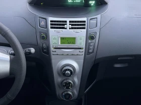 Toyota Yaris 1.3VVTi Автоматик - 4900 € / 9583.57 лв. - 31651659 9