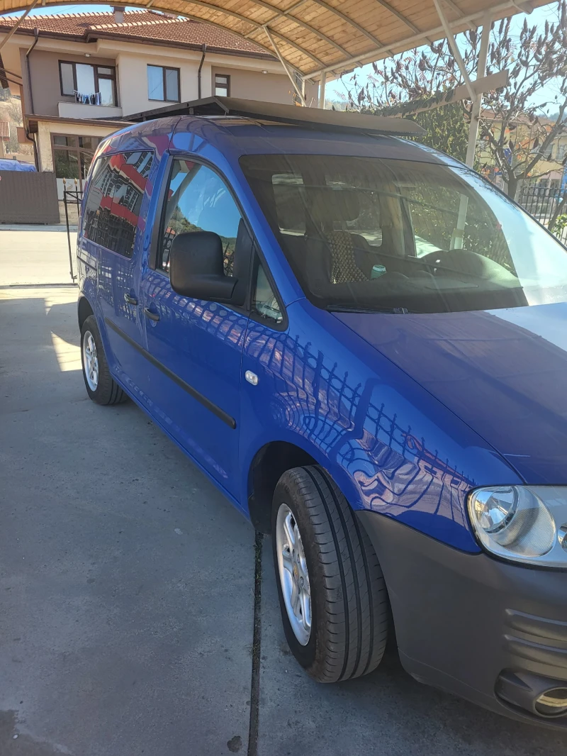 VW Caddy, снимка 4 - Автомобили и джипове - 47717219