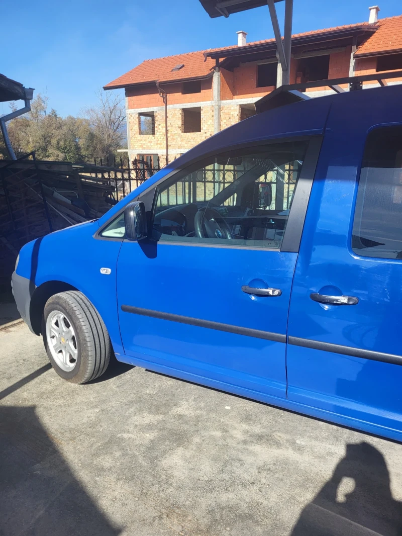 VW Caddy, снимка 3 - Автомобили и джипове - 47717219