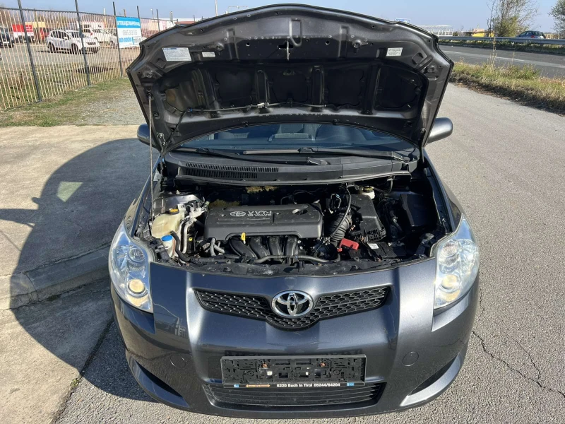 Toyota Auris 1.4, снимка 8 - Автомобили и джипове - 48164366