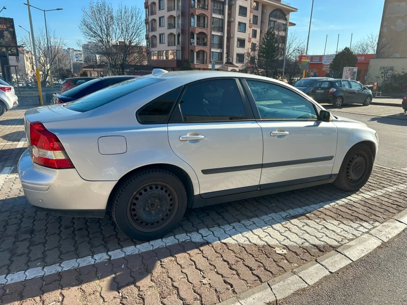 Volvo S40 2.0D, снимка 4 - Автомобили и джипове - 48409887