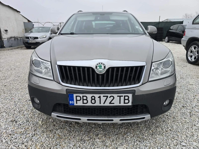Skoda Octavia Scout , снимка 14 - Автомобили и джипове - 51154138