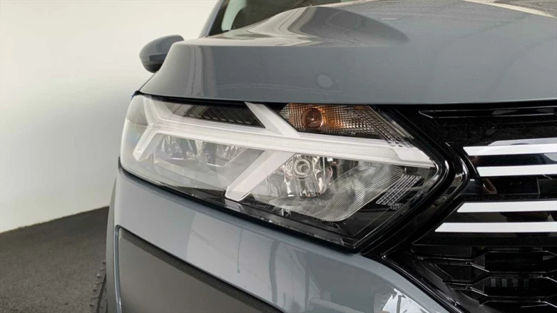 Dacia Jogger НОВ!1.0TCe/110HP/EXPRESSION/LED/PDC/CAM/CARPL/173v, снимка 3 - Автомобили и джипове - 49762803