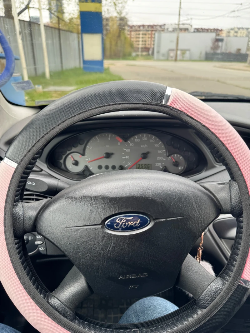 Ford Focus, снимка 10 - Автомобили и джипове - 52258851
