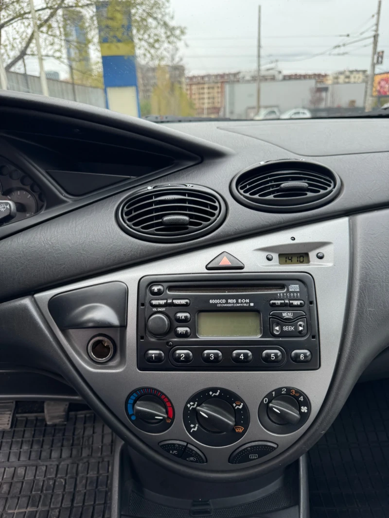 Ford Focus, снимка 9 - Автомобили и джипове - 52258851