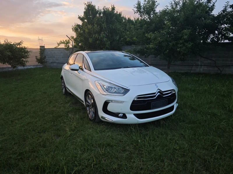 Citroen DS5 2.0HDI* EXECUTIVE* FULL* NAVI* PANORAMA* , снимка 3 - Автомобили и джипове - 50381274
