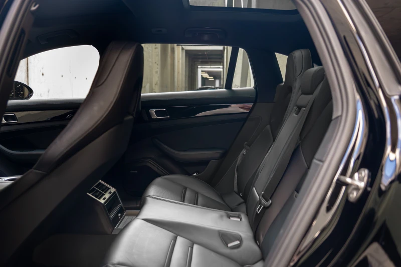 Porsche Panamera НАЛИЧЕН 4 ST Pano, Lift, Bose, Night Paket, 21&#39, снимка 15 - Автомобили и джипове - 51168034