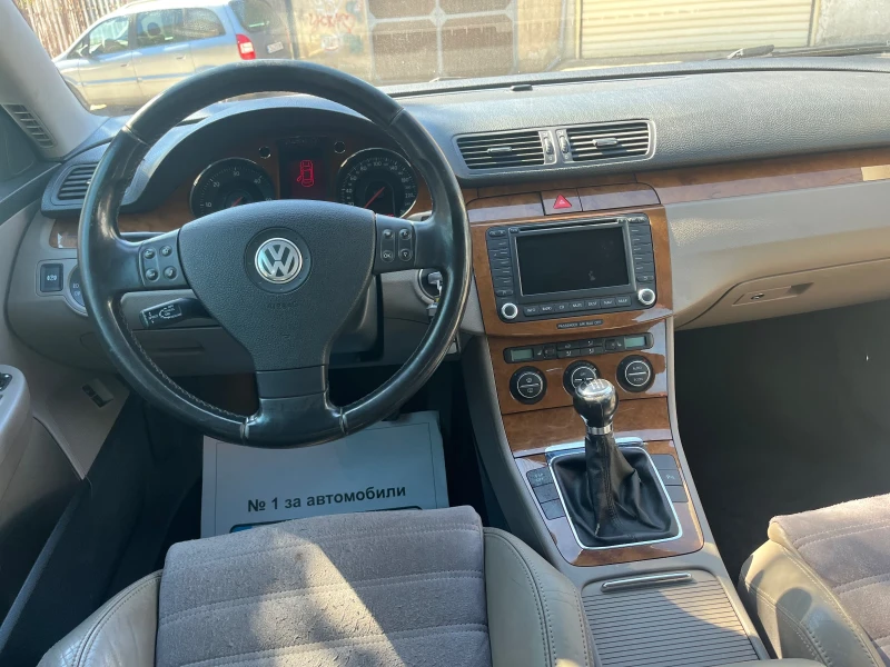 VW Passat 2.0Tdi - High line - Xenon - Navi, снимка 11 - Автомобили и джипове - 51863896