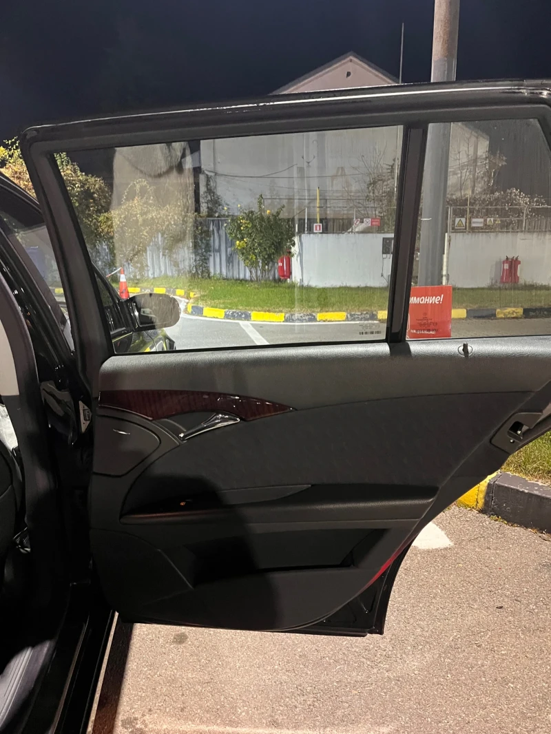 Mercedes-Benz E 220, снимка 14 - Автомобили и джипове - 52418762