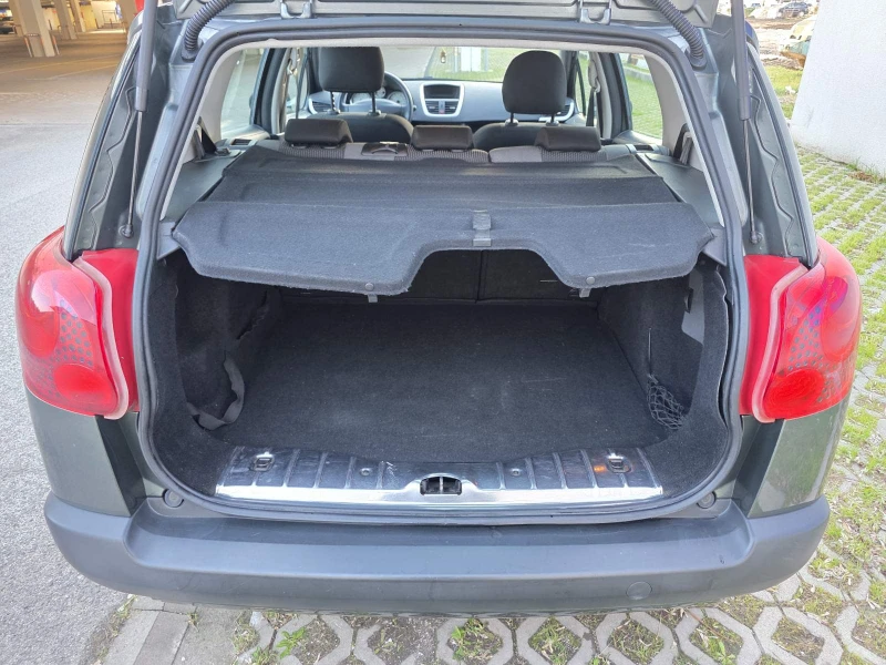Peugeot 207 1.4i LPG SW, снимка 13 - Автомобили и джипове - 53112132