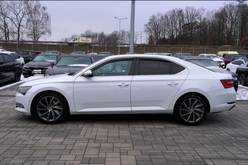 Skoda Superb  2.0 TDI 4x4 L&K DSG, снимка 4 - Автомобили и джипове - 53258754