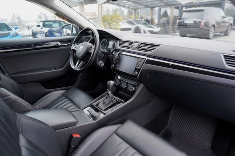 Skoda Superb  2.0 TDI 4x4 L&K DSG, снимка 14 - Автомобили и джипове - 53258754