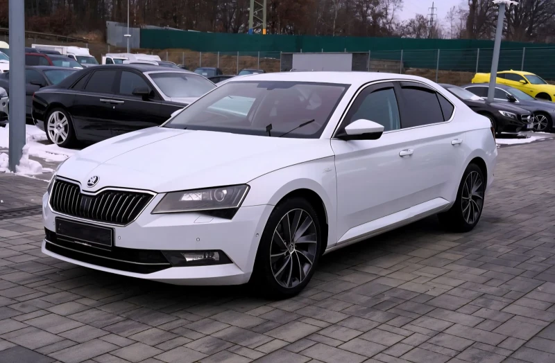 Skoda Superb  2.0 TDI 4x4 L&K DSG, снимка 7 - Автомобили и джипове - 53258754
