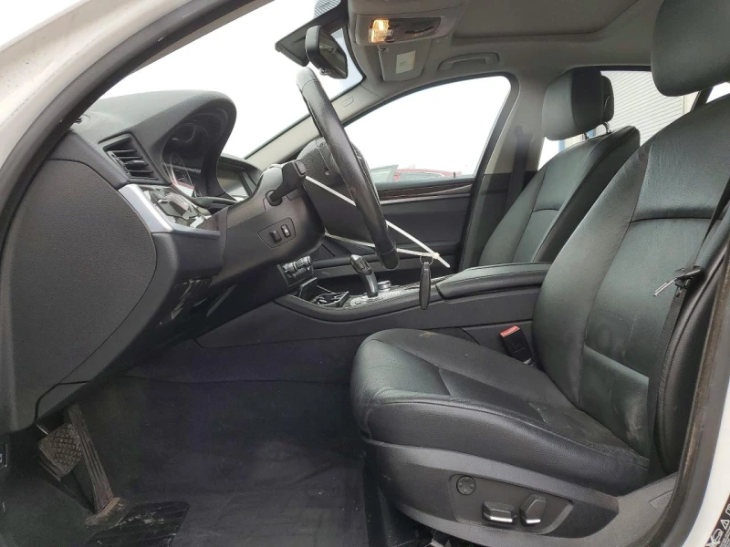 BMW 535 XI* Мемори* Подгреви* Keyless* Камера, снимка 7 - Автомобили и джипове - 53563929