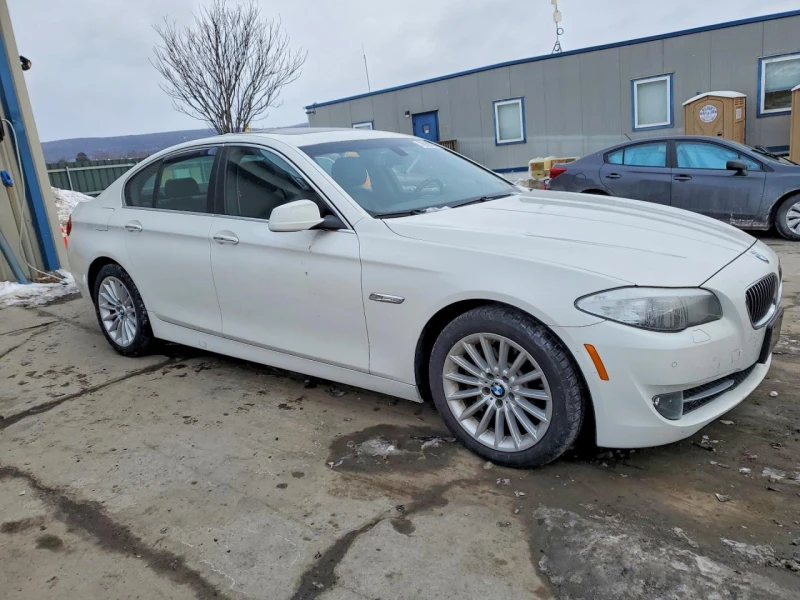 BMW 535 XI* Мемори* Подгреви* Keyless* Камера