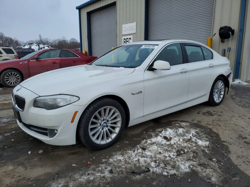 BMW 535 XI* Мемори* Подгреви* Keyless* Камера, снимка 3 - Автомобили и джипове - 53563929