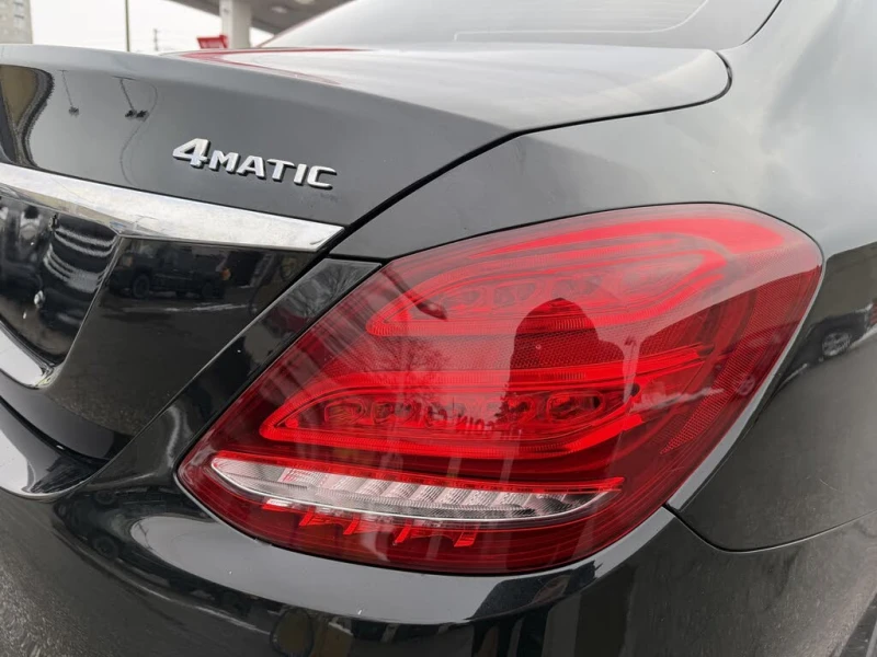 Mercedes-Benz C 300 4MATIC* АвтоКредит* (Цена до БГ) , снимка 7 - Автомобили и джипове - 53586851