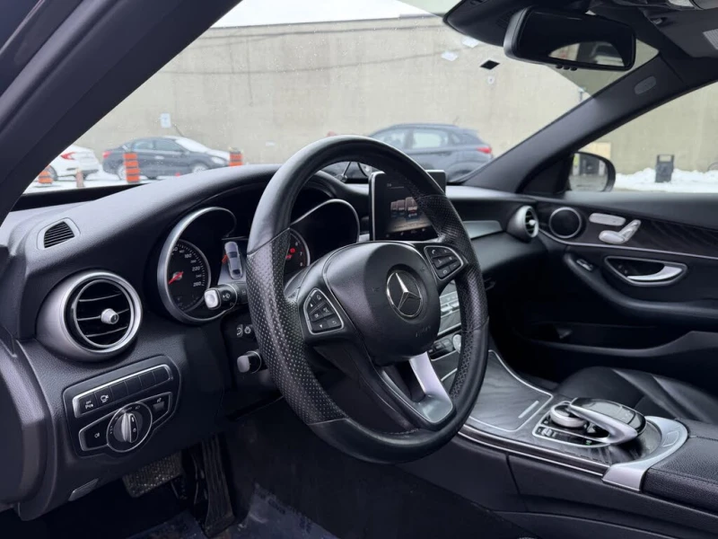 Mercedes-Benz C 300 4MATIC* АвтоКредит* (Цена до БГ) , снимка 10 - Автомобили и джипове - 53586851