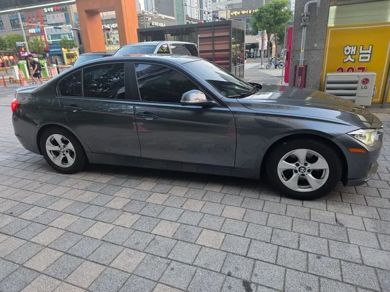 BMW 320 d, снимка 4 - Автомобили и джипове - 55142538