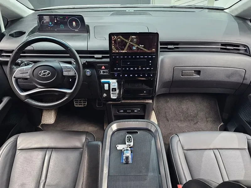 Hyundai Staria L3.5 Lounge 7-Seater Mobility | Mobile.bg � ����������� 7