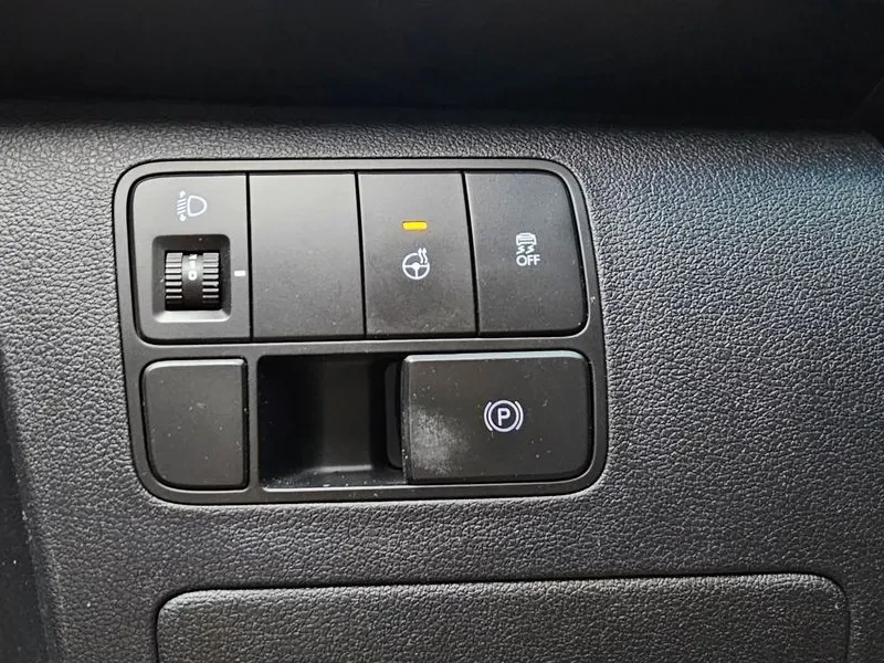 Hyundai Staria L3.5 Lounge 7-Seater Mobility | Mobile.bg � ����������� 17