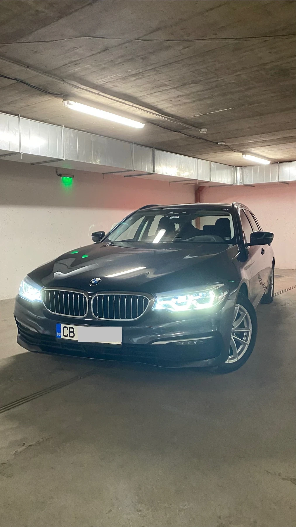 BMW 520 520d Xdrive, снимка 1