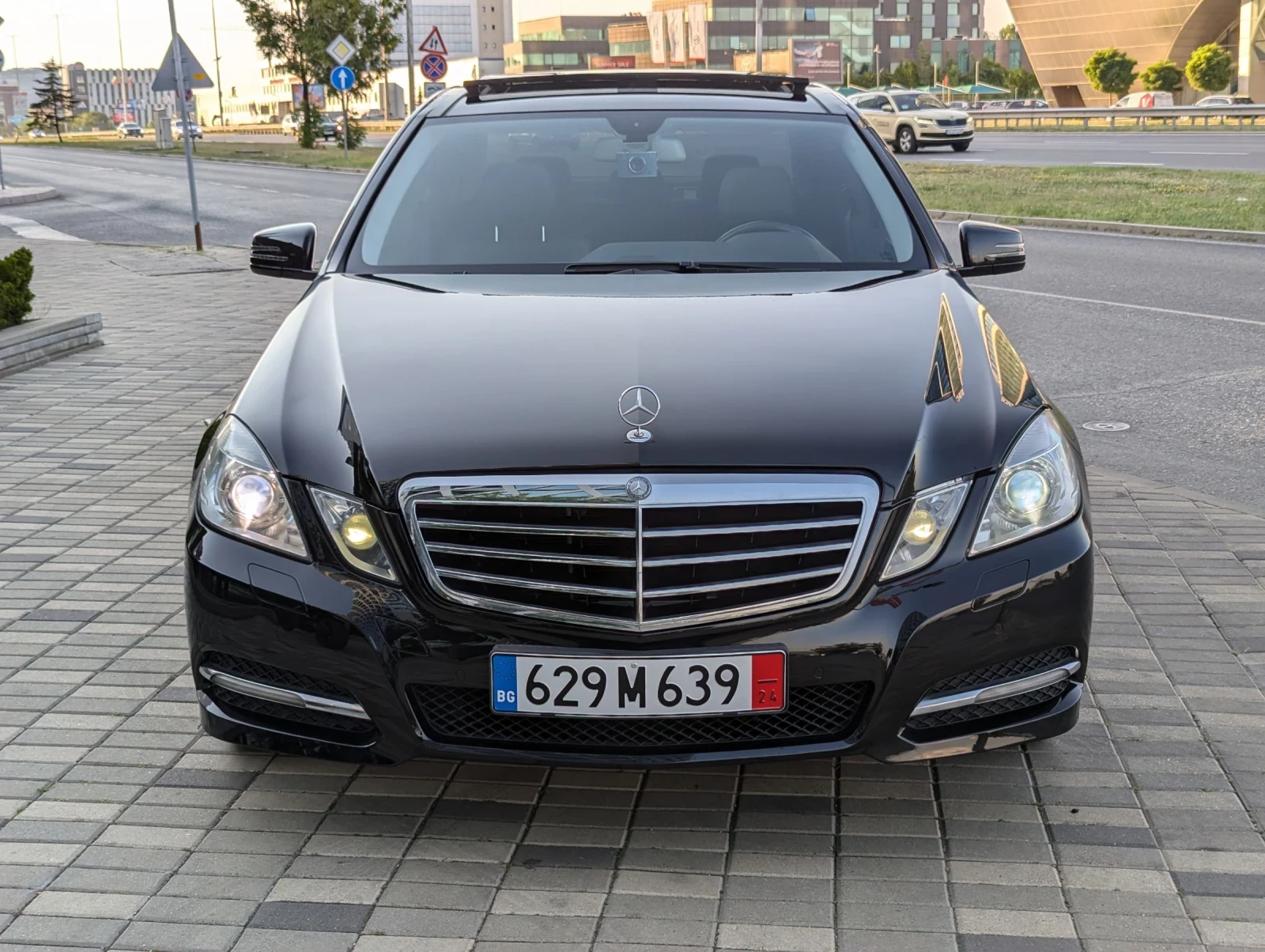 Mercedes-Benz E 350 4Matic, Euro Spec - изображение 2