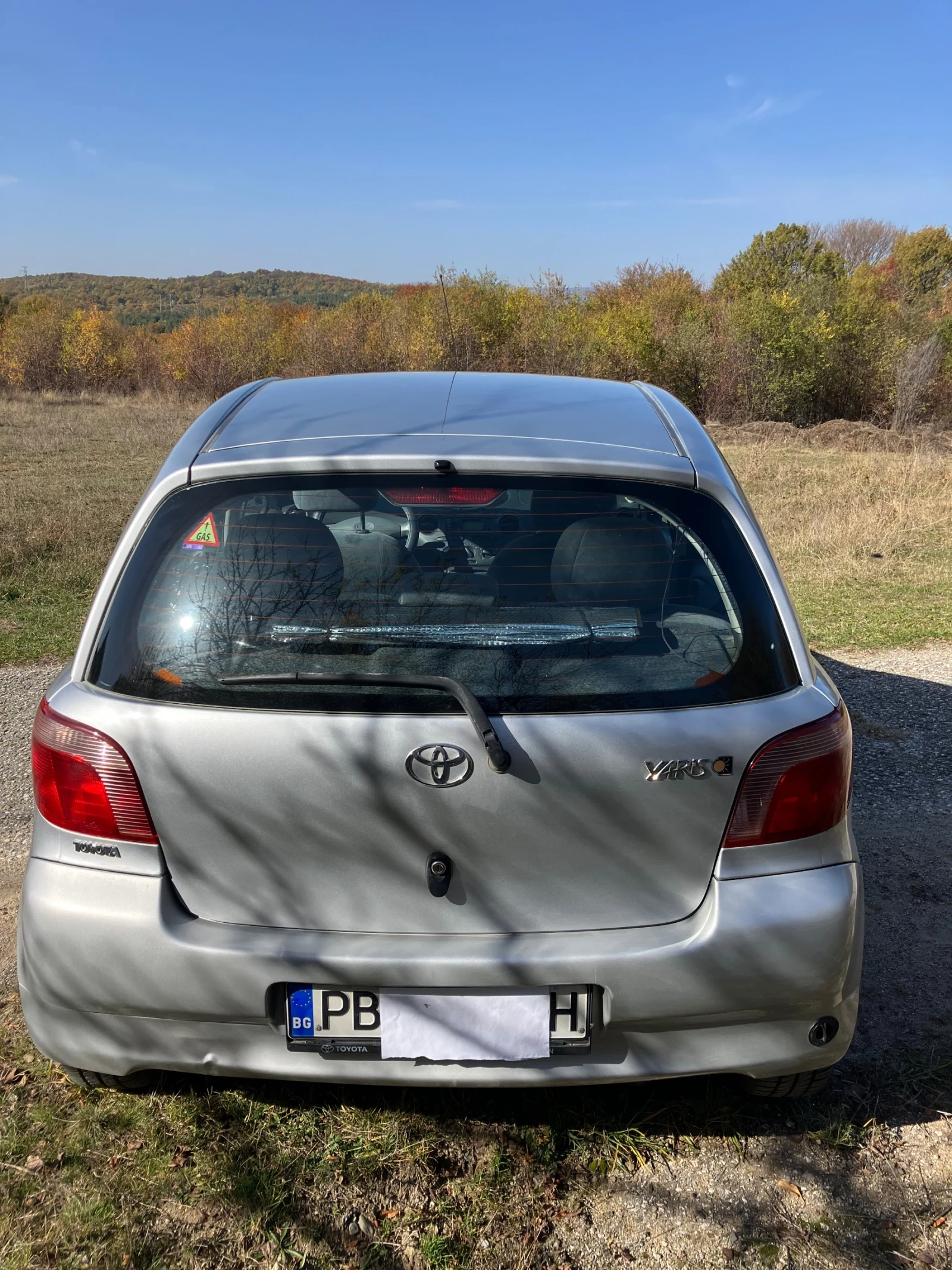 Toyota Yaris  - изображение 4