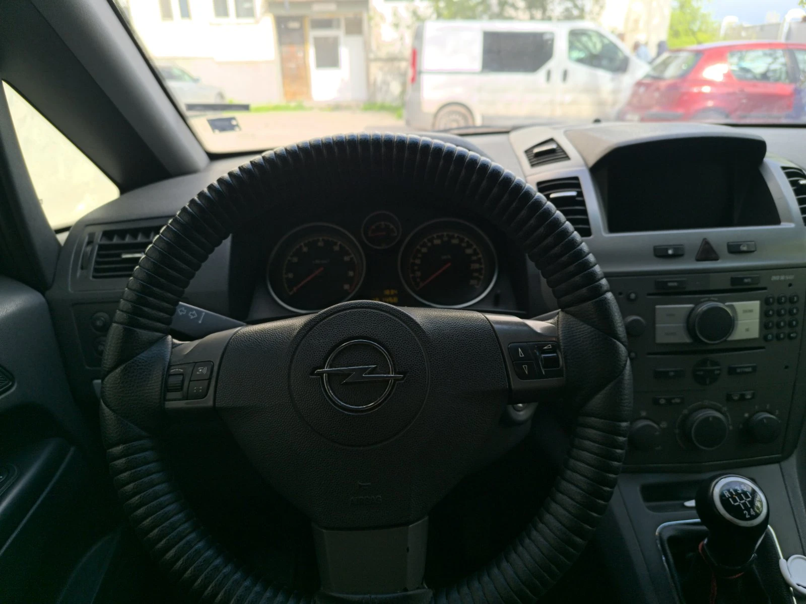 Opel Zafira няма - изображение 7