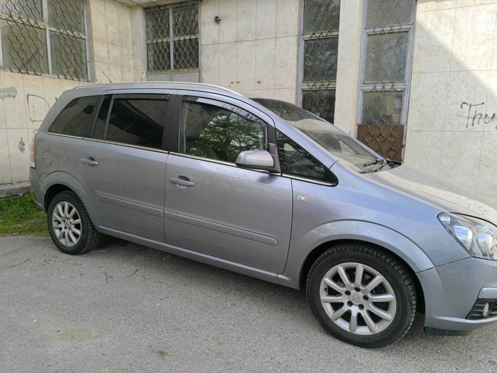 Opel Zafira няма - изображение 4