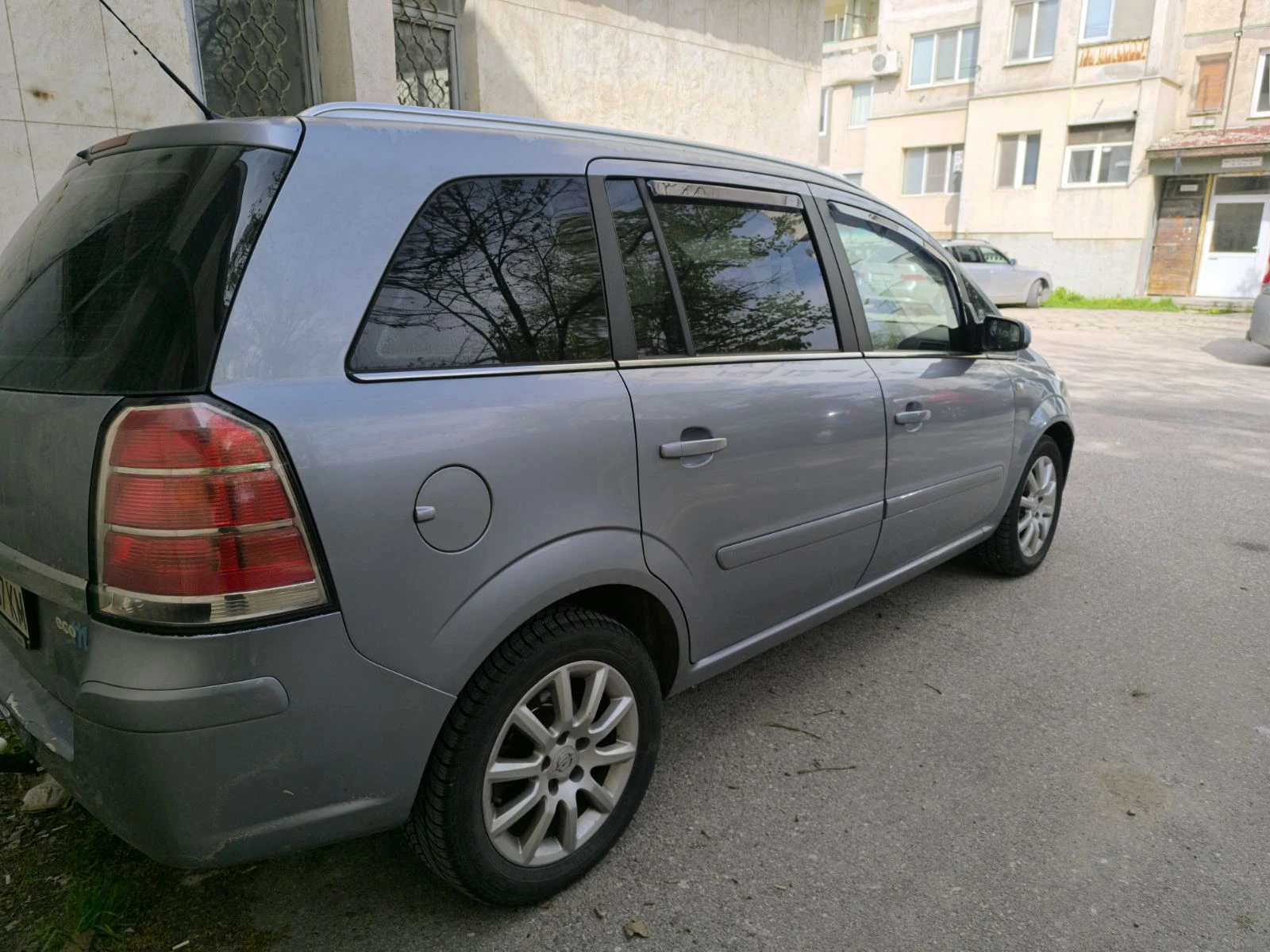 Opel Zafira няма - изображение 5
