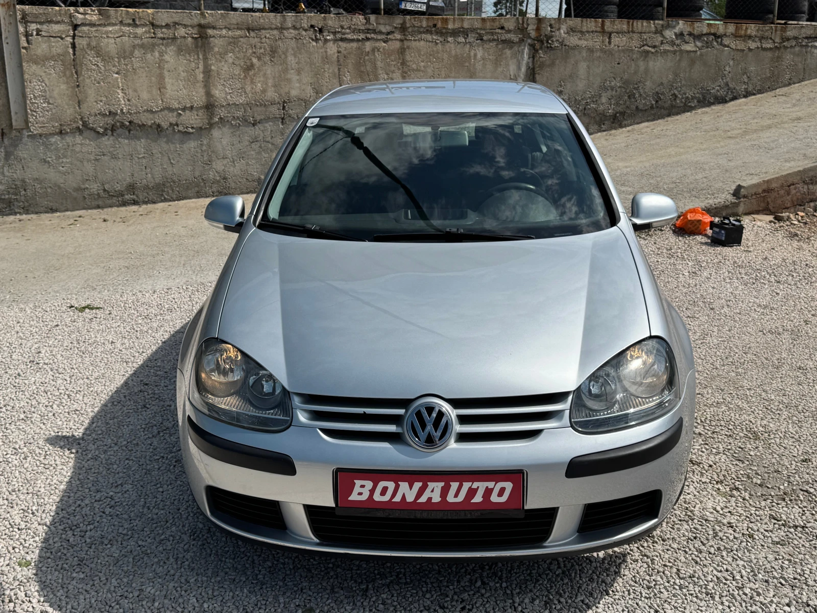 VW Golf 1.4i-КЛИМА - изображение 2