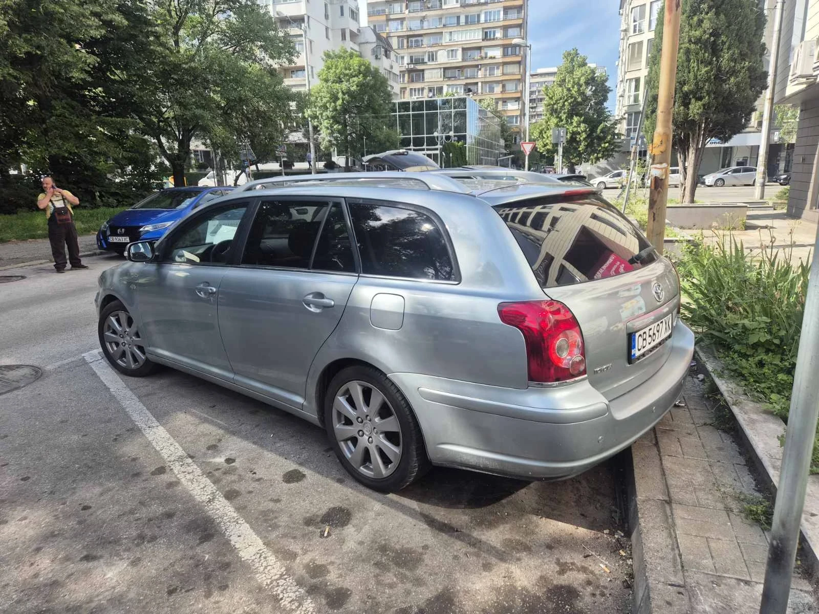 Toyota Avensis  - изображение 3